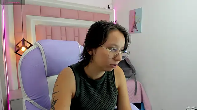 Klaret Toy online show from June 6, 6:34 pm