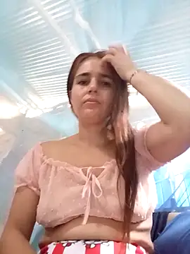 Snapshot of antonellahotimida chatting on December 21, 2:24 pm antonellahotimida online show from December 21, 2:24 pm