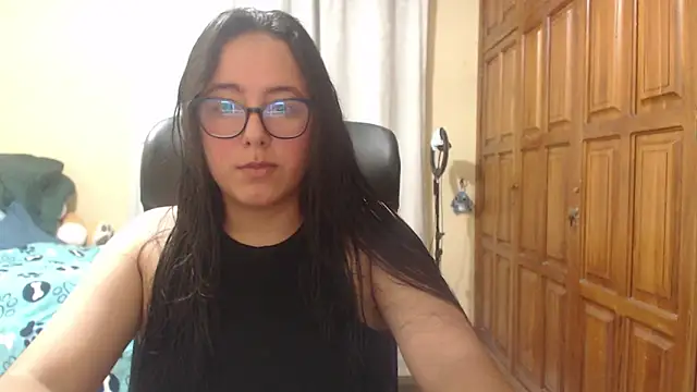 Snapshot of Venus_cat_ chatting on March 11, 3:12 am Venus cat online show from March 11, 3:12 am