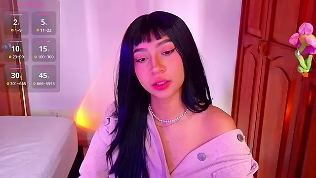 Snapshot of emma_web_ chatting on November 6, 5:03 pm emma web online show from November 6, 5:03 pm