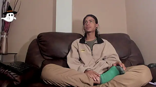 Dickie Dicking online show from October 21, 8:31 pm