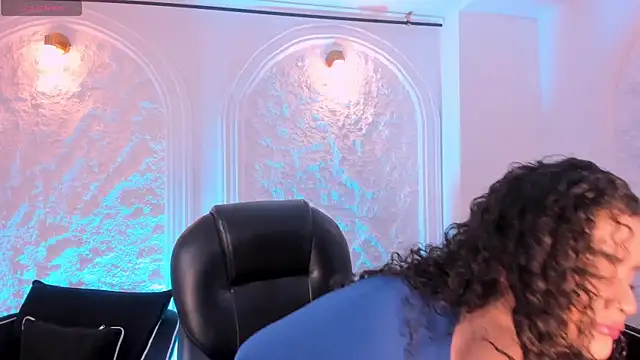 KylieJenkins online show from February 11, 11:37 am