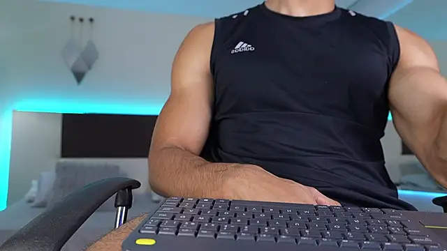 DanteeStone online show from June 20, 3:26 pm