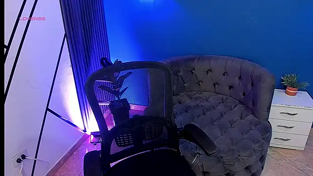 Snapshot of todoroki_g chatting on October 27, 12:09 pm todoroki g online show from October 27, 12:09 pm