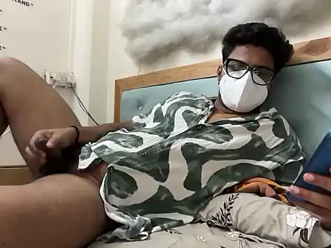 YourBlackBull online show from March 3, 12:55 pm