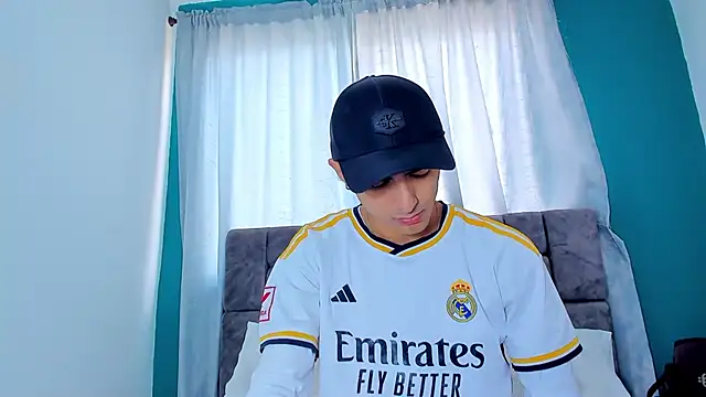 Snapshot of Anthony_carter chatting on December 14, 2:55 pm Anthony carter online show from December 14, 2:55 pm