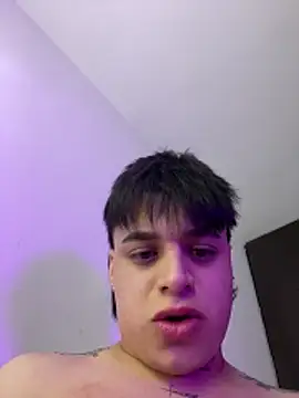 Snapshot of jeff2995_ chatting on October 25, 4:53 am jeff2995 online show from October 25, 4:53 am