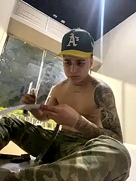 Snapshot of jeff2995_ chatting on October 29, 6:37 am jeff2995 online show from October 29, 6:37 am