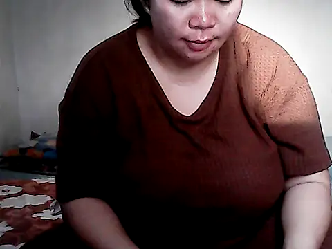 HornyPussie69 online show from December 3, 11:03 pm