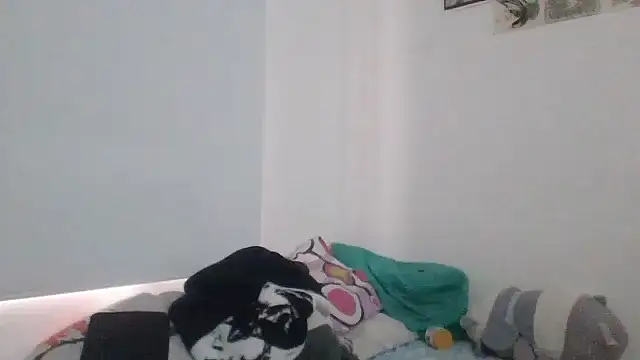 Snapshot of NastiTwo chatting on October 17, 8:33 pm NastiTwo online show from October 17, 8:33 pm