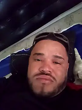 Snapshot of NatanSouza03 chatting on October 6, 2:47 pm NatanSouza03 online show from October 6, 2:47 pm