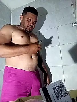 Snapshot of NatanSouza03 chatting on October 10, 7:46 pm NatanSouza03 online show from October 10, 7:46 pm