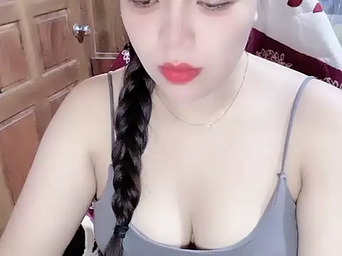 Snapshot of Subita_nice chatting on May 7, 1:44 am Subita nice online show from May 7, 1:44 am