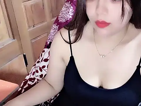 Snapshot of Subita_nice chatting on May 18, 5:13 am Subita nice online show from May 18, 5:13 am