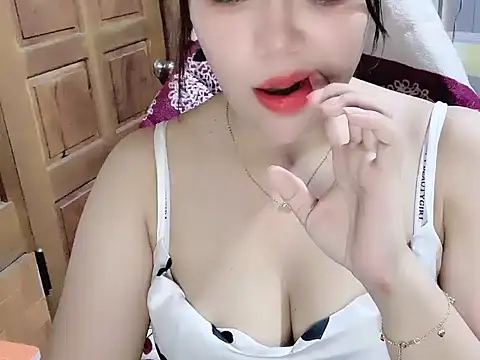 Snapshot of Subita_nice chatting on June 7, 8:07 am Subita nice online show from June 7, 8:07 am