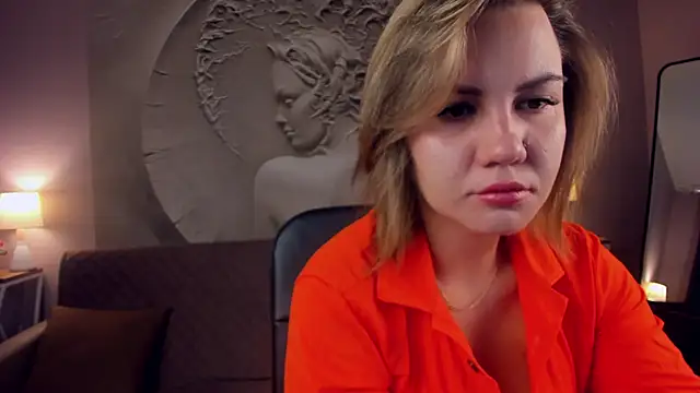 AriaEven online show from October 18, 4:04 am