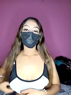 Snapshot of Kitty_18teen chatting on November 2, 3:14 pm Kitty 18teen online show from November 2, 3:14 pm