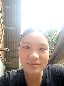 Snapshot of Hin_xx chatting on October 15, 2:55 am Hin xx online show from October 15, 2:55 am