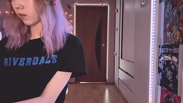 Jerrieberry online show from March 14, 1:05 pm