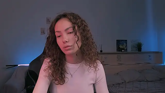 Snapshot of branchwithflowerss chatting on November 3, 6:36 am branchwithflowerss online show from November 3, 6:36 am