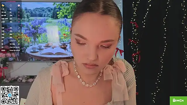 JulieLupo online show from March 10, 6:18 am