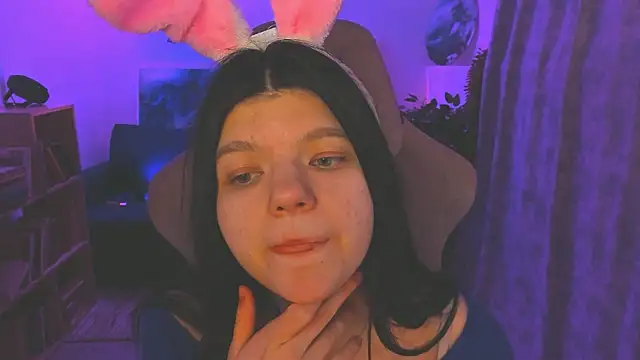 Snapshot of StasyaCollins chatting on March 8, 3:21 am StasyaCollins online show from March 8, 3:21 am