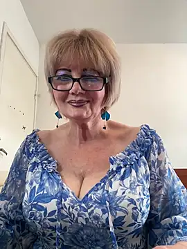 BoloshkaBlonda online show from June 7, 1:37 pm