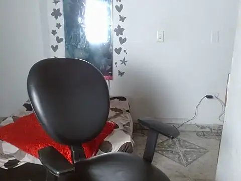 Ebony luna online show from June 1, 9:16 pm