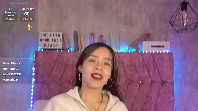 Mia lopez 1 online show from June 8, 9:09 am