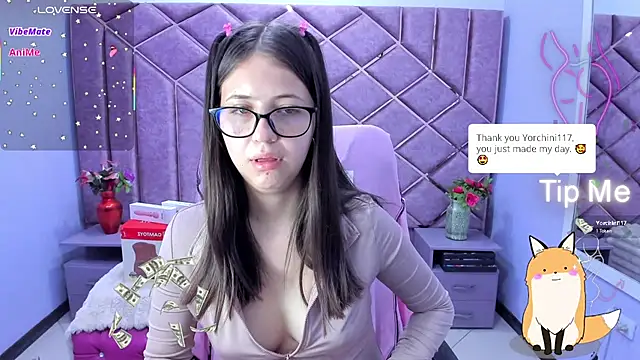Snapshot of sarah_sweett_ chatting on May 14, 2:46 pm sarah sweett online show from May 14, 2:46 pm
