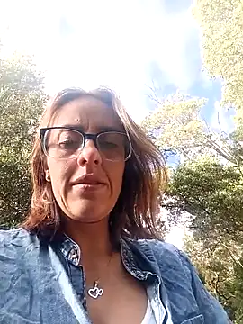 Jade 1-9 online show from October 11, 1:09 pm