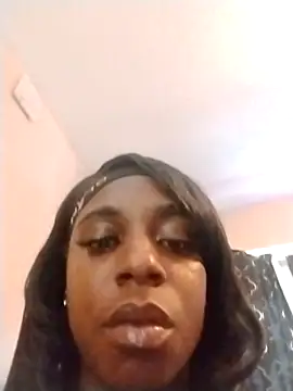 Snapshot of GoddessXOXOLovely chatting on October 4, 8:18 pm GoddessXOXOLovely online show from October 4, 8:18 pm