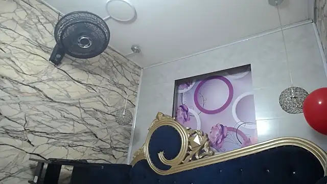 Snapshot of kimberly_candy chatting on November 8, 7:23 pm kimberly candy online show from November 8, 7:23 pm