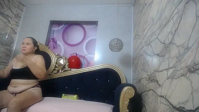 Snapshot of kimberly_candy chatting on December 1, 7:19 pm kimberly candy online show from December 1, 7:19 pm