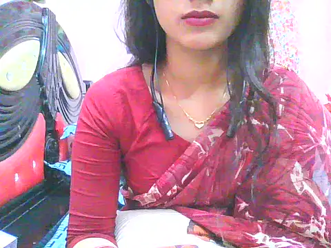 Snapshot of night_queeen7 chatting on November 10, 8:19 pm night queeen7 online show from November 10, 8:19 pm