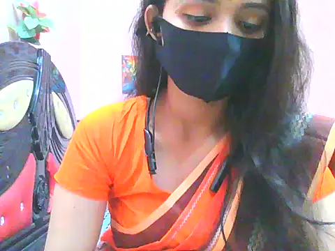 Snapshot of night_queeen7 chatting on November 12, 7:13 pm night queeen7 online show from November 12, 7:13 pm