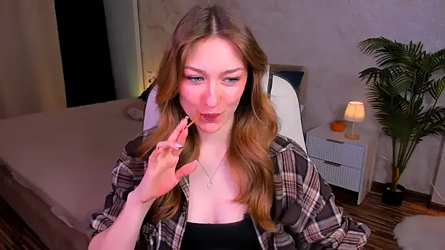 AngelAnabelle online show from November 12, 11:47 pm