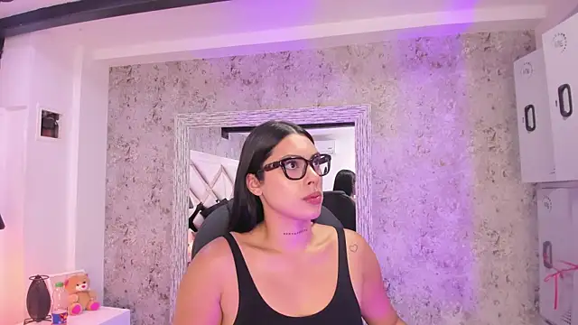 Snapshot of Vanessa_Rain_ chatting on July 10, 6:54 pm Vanessa Rain online show from July 10, 6:54 pm