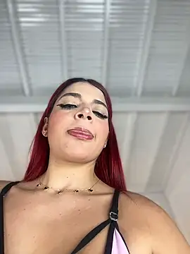 Snapshot of ArieliciousXXX chatting on November 18, 1:04 pm ArieliciousXXX online show from November 18, 1:04 pm