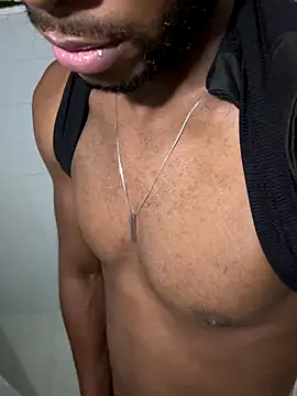 Snapshot of johnjaguar1_ chatting on November 15, 11:32 pm johnjaguar1 online show from November 15, 11:32 pm