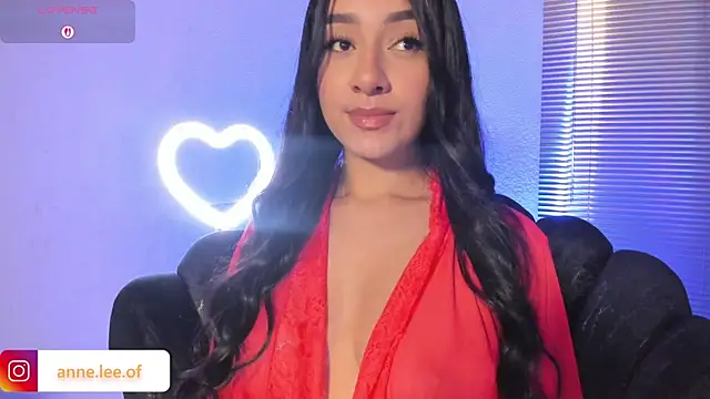 Snapshot of anne_leee chatting on November 3, 8:32 pm anne leee online show from November 3, 8:32 pm