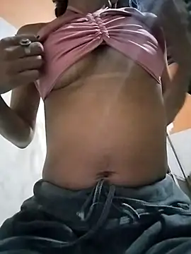 Snapshot of Jg135667 chatting on November 14, 6:12 am Jg135667 online show from November 14, 6:12 am