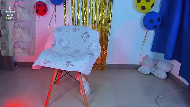 Miaengels  online show from June 29, 12:17 am