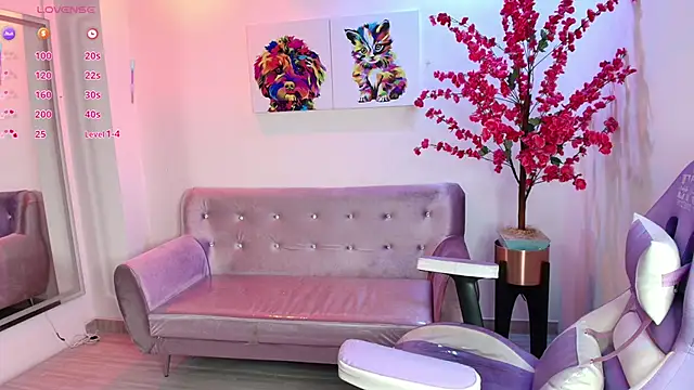 Snapshot of Summer_miller chatting on November 15, 11:40 am Summer miller online show from November 15, 11:40 am