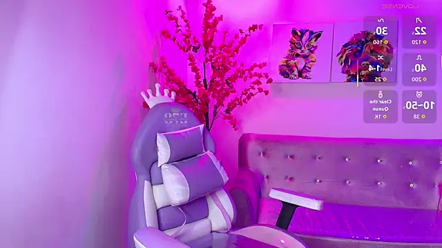 Snapshot of Summer_miller chatting on November 27, 11:45 am Summer miller online show from November 27, 11:45 am