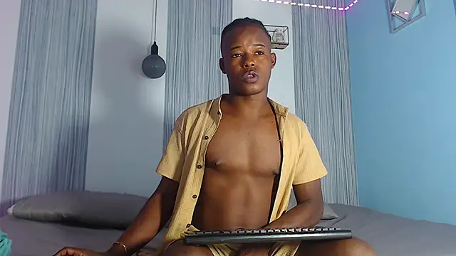 Snapshot of Dark_stallionX chatting on November 7, 6:41 pm Dark stallionX online show from November 7, 6:41 pm