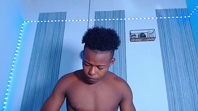 Snapshot of Dark_stallionX chatting on November 30, 3:21 am Dark stallionX online show from November 30, 3:21 am