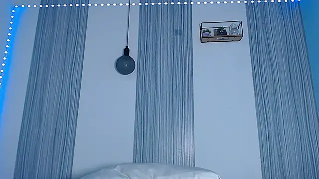 Snapshot of Dark_stallionX chatting on December 3, 7:27 am Dark stallionX online show from December 3, 7:27 am