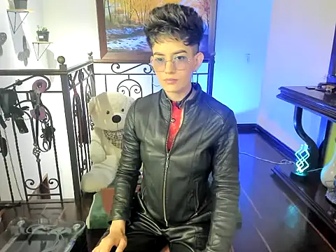 Zulyhenao online show from October 14, 2:23 am