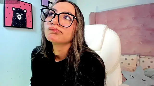 Snapshot of Vanelope_evanss chatting on October 11, 12:36 pm Vanelope evanss online show from October 11, 12:36 pm